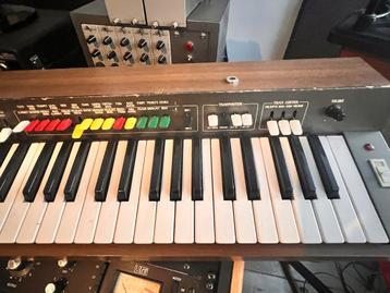 Yamaha SY-1 Vintage Analoge Synthesizer beschikbaar voor biedingen
