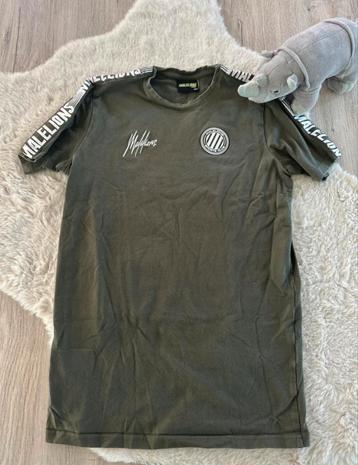 Jongens kleding beschikbaar voor biedingen