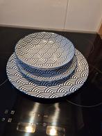 Servies 12 delig, Huis en Inrichting, Ophalen, Zo goed als nieuw, Overige stijlen, Bord(en)