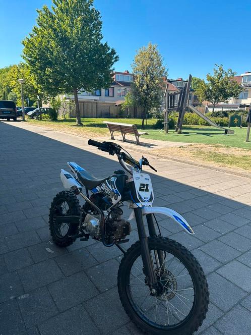 Pitbike 125cc 4takt, Fietsen en Brommers, Minibikes, Midibikes en Pitbikes, Zo goed als nieuw, Pitbike, Ophalen