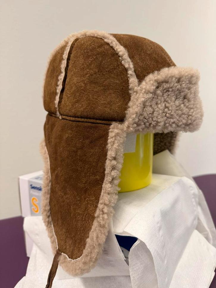 Stetson Bombercap / Ushanka XL Lamsbont, Kleding | Heren, Hoeden en Petten, Zo goed als nieuw, Pet, 60 cm (XL, 7½ inch) of meer