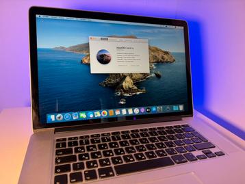 MacBook Pro 15” (Mid 2012) – i7 / 8GB / 256GB SSD – EN/RU beschikbaar voor biedingen