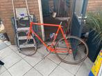 Peugeot racefiets oranje jaren 79 vintage, Fietsen en Brommers, Fietsen | Racefietsen, Gebruikt, Ophalen, Overige merken, 10 tot 15 versnellingen
