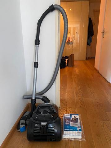 Philips stofzuiger Performer Expert -  met 10 extra zakken beschikbaar voor biedingen