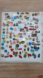 Oude map met speldjes, Verzamelen, Ophalen of Verzenden, Gebruikt, Overige onderwerpen