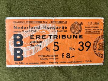 Wedstrijdkaartje Nederland-Hongarije (30-04-1961) beschikbaar voor biedingen