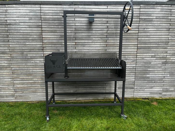 Authentieke Argentijnse Grill, handgemaakt in 4mm staal, Tuin en Terras, Houtskoolbarbecues, Nieuw, Ophalen