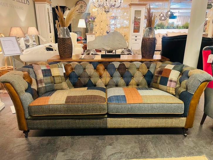 PATCHWORK  CHESTERFIELD 3 ZITS Periwinkle HARRIS TWEED Stof, Huis en Inrichting, Banken | Bankstellen, Nieuw, 75 tot 100 cm, Stof
