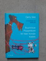 Boek van carry slee: buurvrouw mopperkont en haar hondje, Ophalen of Verzenden, Zo goed als nieuw