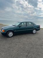 Mercedes-Benz C-Klasse 2.0 C200 1995 Groen, Auto's, Euro 2, 1998 cc, 74 €/maand, Beige