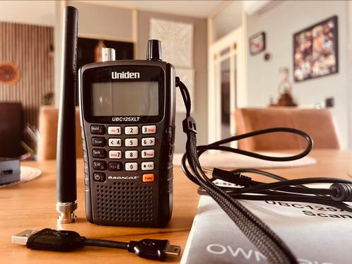 In nieuwstaat Uniden bearcat UBC125XLT, Telecommunicatie, Scanners, Zo goed als nieuw, 500 kanalen of meer, Ophalen