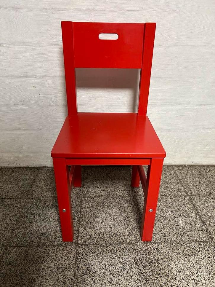 Bopita (kinder)stoel, Huis en Inrichting, Stoelen, Gebruikt, Eén, Hout, Rood, Ophalen