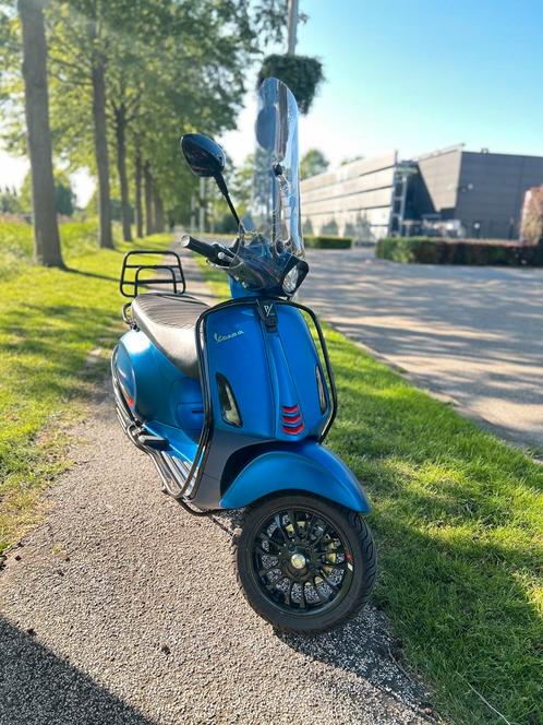 Vespa sprint iget 2020 full option, Fietsen en Brommers, Scooters | Vespa, Zo goed als nieuw, Vespa S, Maximaal 25 km/u, Benzine