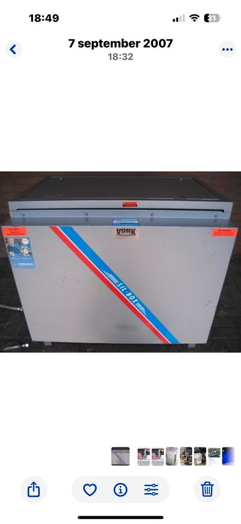 Gedempte creemers compressor 4 kw, Doe-het-zelf en Verbouw, Compressors, Gebruikt, 10 bar of meer, 100 liter of meer, 400 tot 800 liter/min