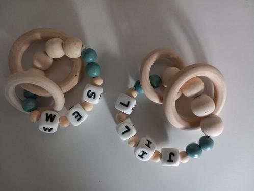 Superleuke gepersonaliseerde bijtring/babyspeeltje, Kinderen en Baby's, Kraamcadeaus en Geboorteborden, Nieuw, Ophalen of Verzenden