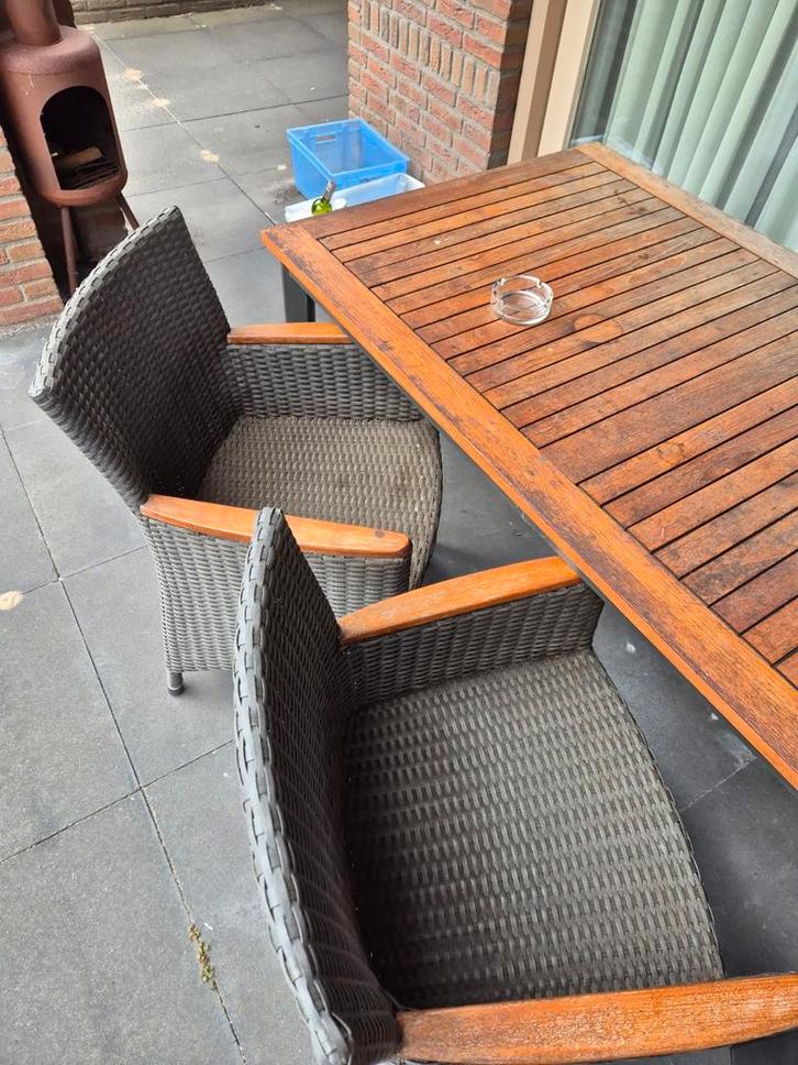 Bois le Duc tuinset - tafel + 2 wicker stoelen, Tuin en Terras, Tuinsets en Loungesets, Gebruikt, Tuinset, Hout, 2 zitplaatsen