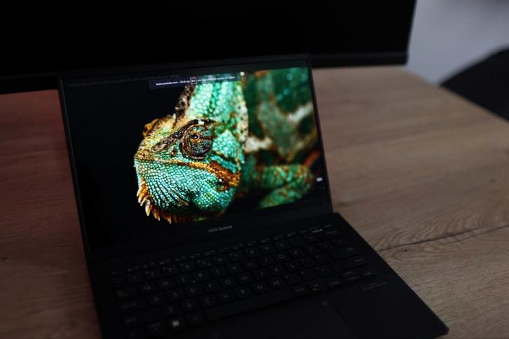 Asus Zenbook OLED 14 inch 1TB SSD laptop (Incl. Aankoopbon), Computers en Software, Windows Laptops, Gebruikt, 14 inch, SSD, 4 Ghz of meer