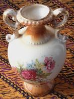 Mooie antieke vaas uit Engeland van WAL porselein 25 cm., Antiek en Kunst, Antiek | Vazen, Ophalen of Verzenden