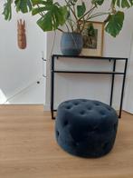 Fluwelen poef van MADE, Ophalen, Zo goed als nieuw, Rond, Minder dan 50 cm