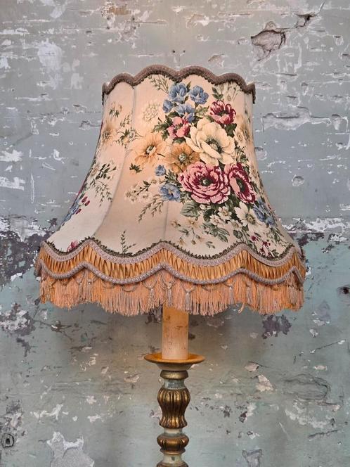 Grote bloemrijke lampenkap met franjes, Huis en Inrichting, Lampen | Lampenkappen, 50 cm of meer, Rond, Crème, Overige kleuren