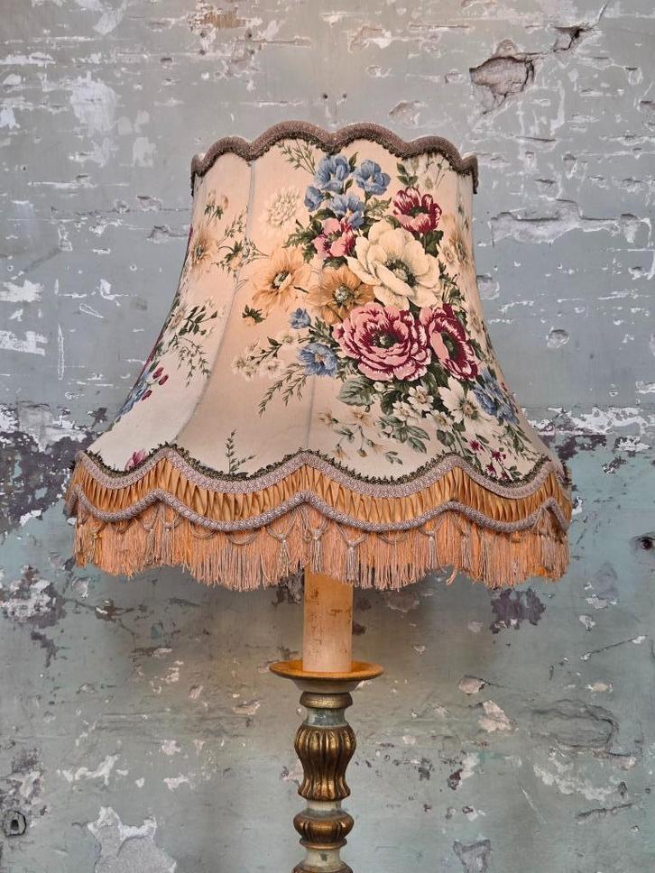 Grote bloemrijke lampenkap met franjes, Huis en Inrichting, Lampen | Lampenkappen, 50 cm of meer, Rond, Crème, Overige kleuren