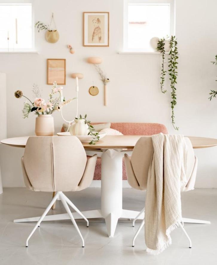 2x Mobitec mood 95 (setprijs), Huis en Inrichting, Stoelen, Zo goed als nieuw, Twee, Metaal, Stof, Overige kleuren, Ophalen