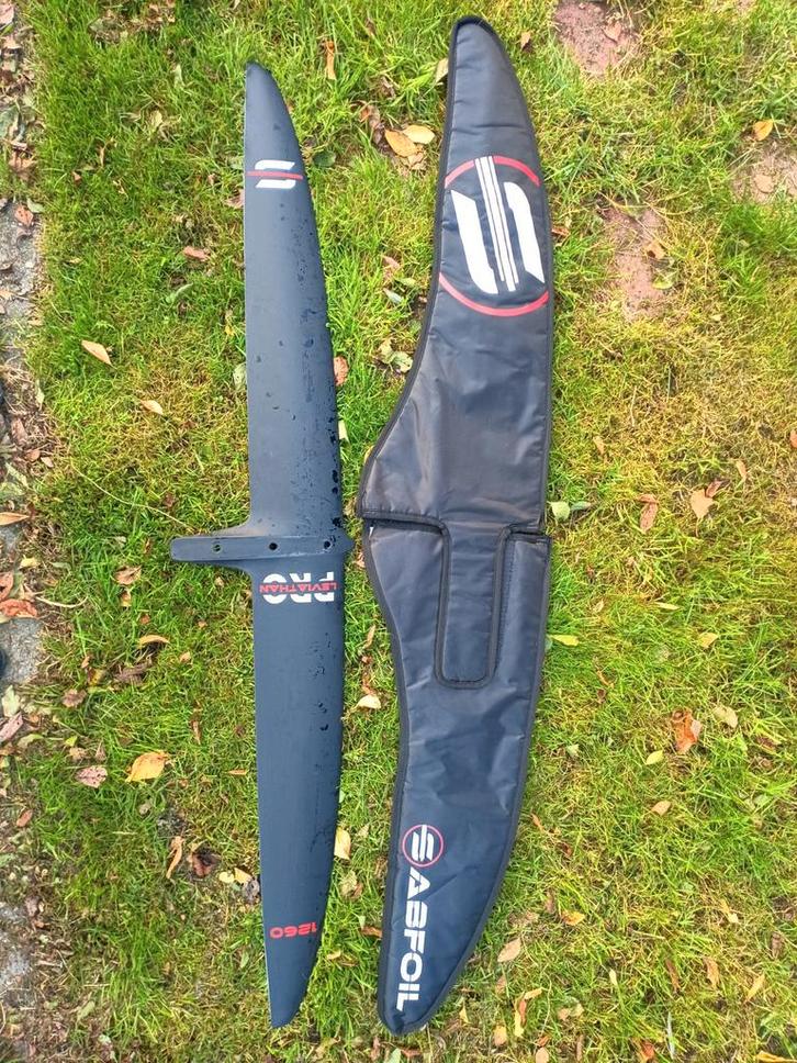 Sabfoil 1260 frontwing zgan, Watersport en Boten, Wingsurfen, Zo goed als nieuw, Wingsurf-wing, Ophalen of Verzenden