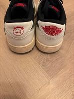 Nike Low Travis Scott Sneakers - maat 38, Ophalen of Verzenden, Zo goed als nieuw, Zwart, Sneakers of Gympen