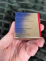 Shiseido Vital Perfection Uplifting Firming Cream ReneuraRED, Sieraden, Tassen en Uiterlijk, Uiterlijk | Gezichtsverzorging, Ophalen of Verzenden