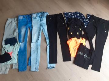 Kledingpakket maat 158 / 164 beschikbaar voor biedingen