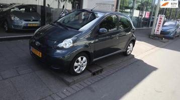 Toyota Aygo 1.0-12V Comfort Navigator AIRCO beschikbaar voor biedingen