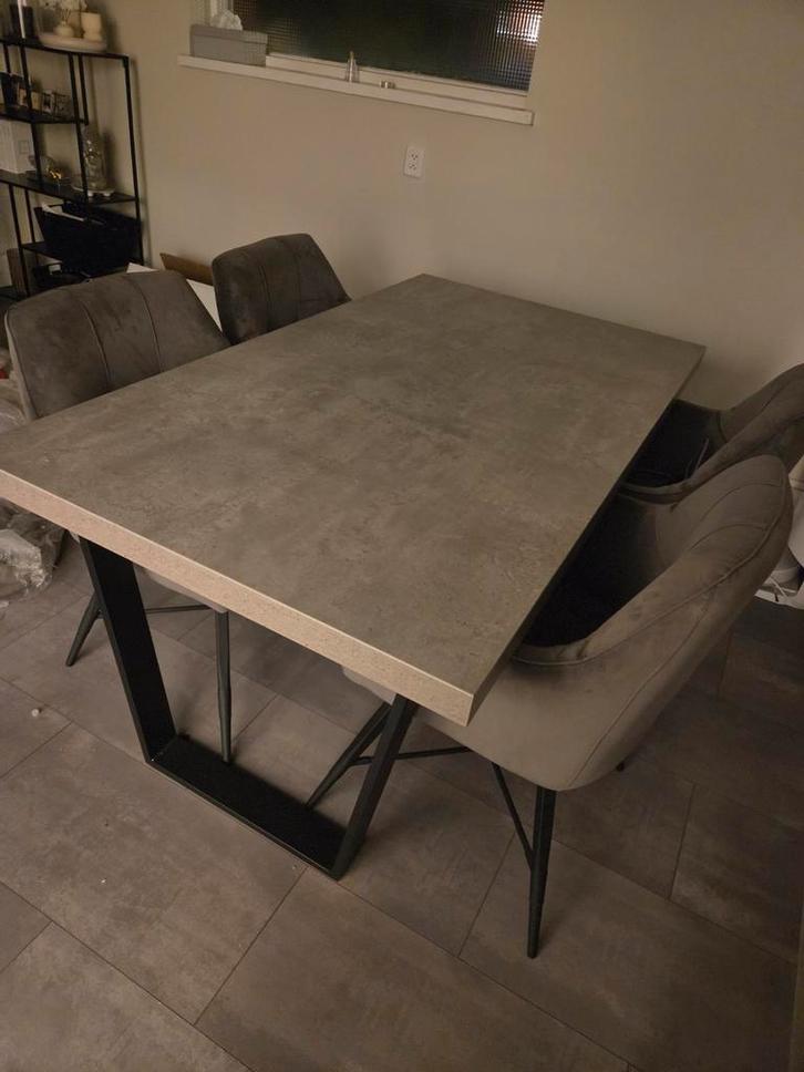 Woonexpress Laren Eettafel - Betonlook, Huis en Inrichting, Tafels | Eettafels, Ophalen