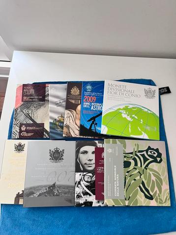 Diverse jaarsets San Marino beschikbaar voor biedingen