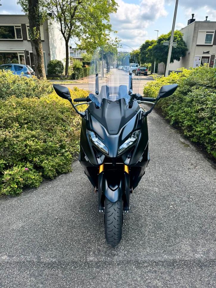 YAMAHA T-MAX TECHMAX 560 BJ 2025. 128km ORGINEEL NEDERLANDS!, Motoren, Motoren | Yamaha, Particulier, Scooter, meer dan 35 kW