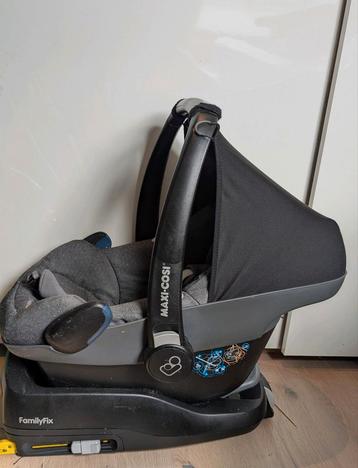 Maxi-Cosi Pebble + FamilyFix Isofix beschikbaar voor biedingen