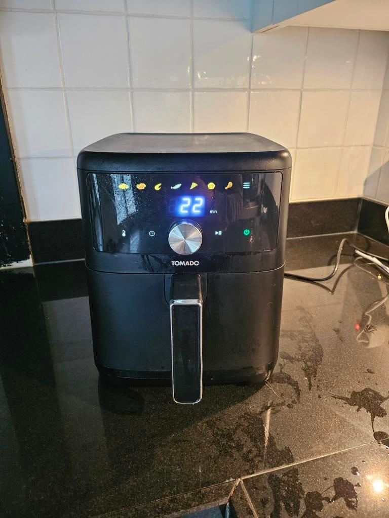 Tomado Airfryer - nog geen jaar oud, Witgoed en Apparatuur, Airfryers, Zo goed als nieuw, Airfryer XXL, Ophalen of Verzenden