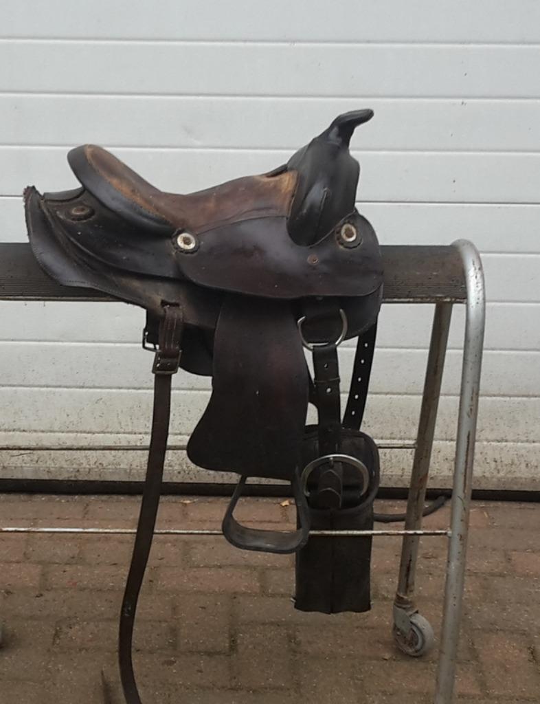 diverse maten en modellen westernzadels, Dieren en Toebehoren, Ophalen of Verzenden, Nieuw, Western