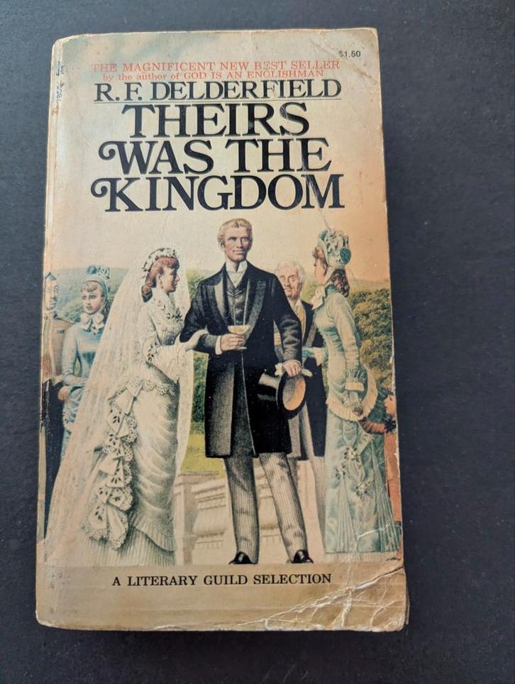 Theirs Was The Kingdom - R.F. Delderfield, Boeken, Romans, Gelezen, Wereld overig, Ophalen of Verzenden