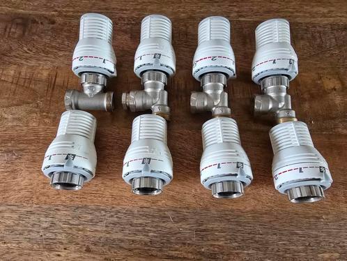 8 stuks Comap thermostaat regelelement en 4x radiatorkraan, Doe-het-zelf en Verbouw, Verwarming en Radiatoren, Zo goed als nieuw