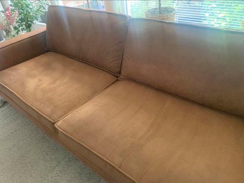Te koop: Nubuck leren bank cognac kleur, Huis en Inrichting, Banken | Complete zithoeken, Zo goed als nieuw, Ophalen