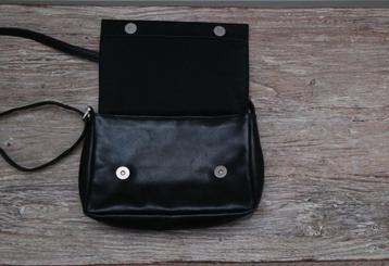 ZGAN Zwart leren schoudertasje diverse vakken&klep; 27x17 cm beschikbaar voor biedingen