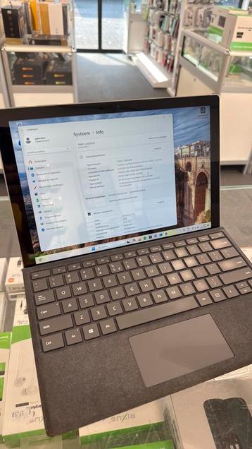 Microsoft Surface Pro 7 8gb/256gb OP=OP!!! beschikbaar voor biedingen