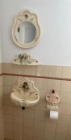 toiletset vintage fontein, spiegel, planchet, zeepbakje, Doe-het-zelf en Verbouw, Sanitair, Ophalen, Gebruikt, Steen, Overige typen