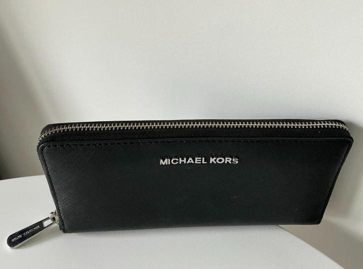 Nieuwe portemonnee van Michael Kors, Jet Set Travel Large,, Sieraden, Tassen en Uiterlijk, Portemonnees, Nieuw, Overige merken