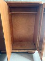 Vintage houten kledingkast, Ophalen, Gebruikt