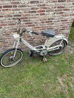 Peugeot brommer 102 OPKNAPPER WEG = WEG, Fietsen en Brommers, Maximaal 45 km/u, 1 versnellingen, 50 cc, Ophalen