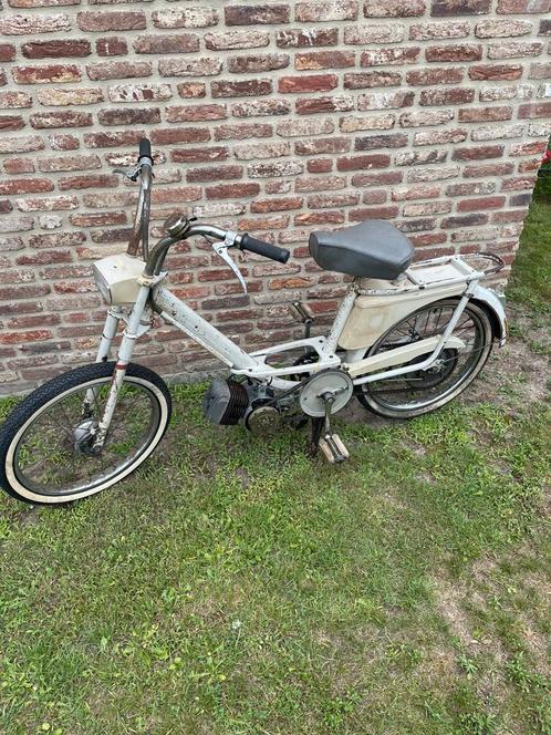 Peugeot brommer 102 OPKNAPPER WEG = WEG, Fietsen en Brommers, Brommers | Oldtimers, Overige merken, Maximaal 45 km/u, Ophalen
