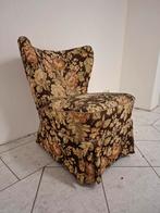 Vintage fauteuil met bloemenmotief, Huis en Inrichting, Fauteuils, Ophalen, Minder dan 50 cm, Gebruikt, Minder dan 75 cm