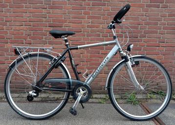 Zeer nette Batavus On Track, nieuwe banden, werkend licht beschikbaar voor biedingen