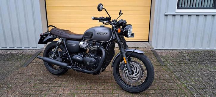 TRIUMPH BONNEVILLE  T 120 (bj 2017), Motoren, Motoren | Triumph, Bedrijf, Overig, 2 cilinders